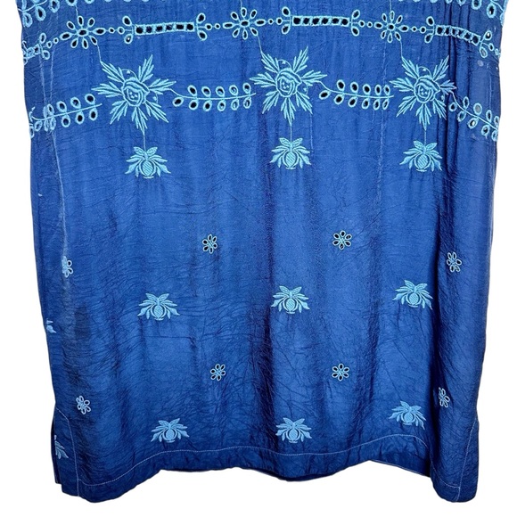 Johnny Was Embroidered Eyelet Mini Shift Dress Small Navy Blue - Picture 9 of 16